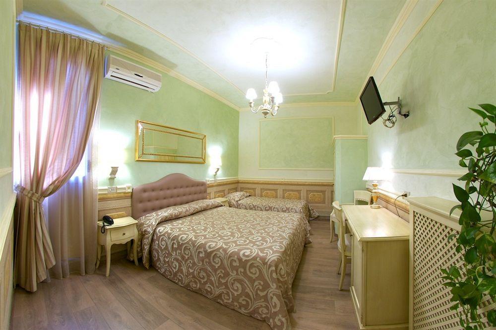 Hotel Pedrini Болонья Экстерьер фото