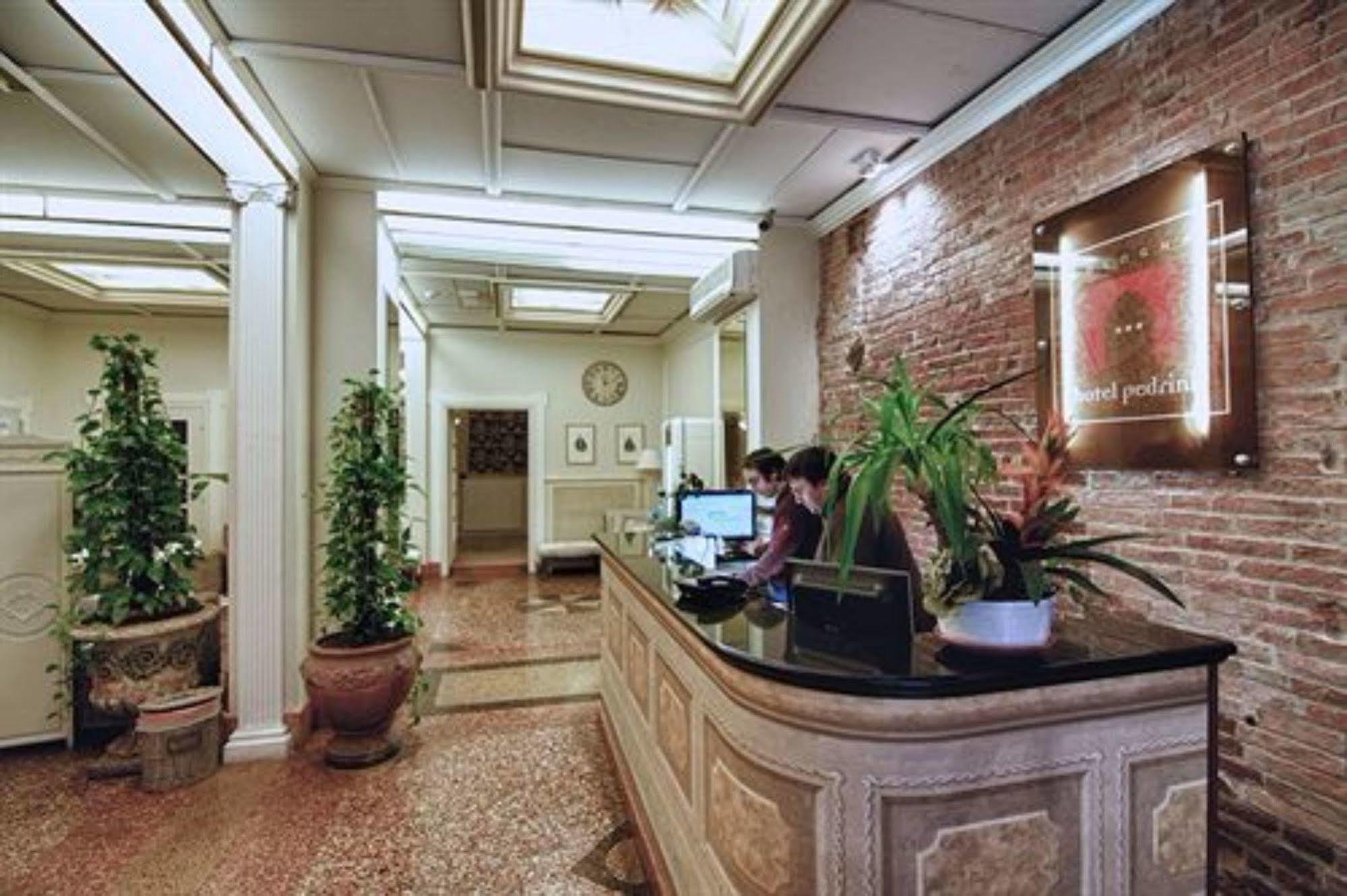 Hotel Pedrini Болонья Экстерьер фото